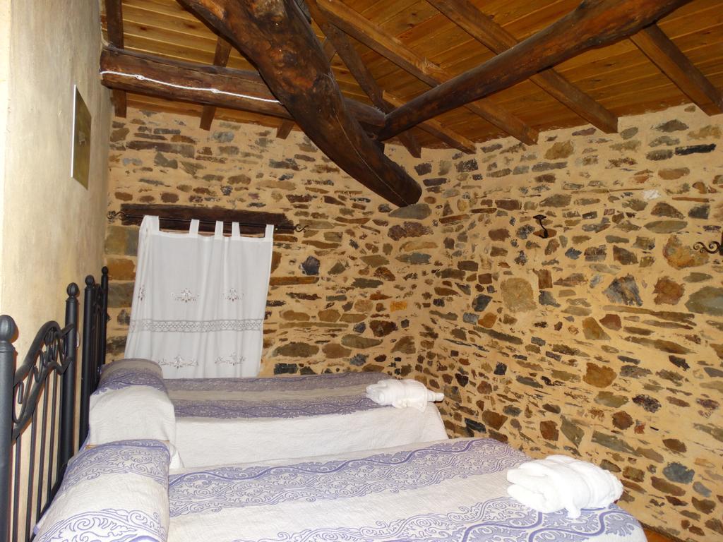 Casa Abuela ★★★ Guest House Grisuela Exterior foto